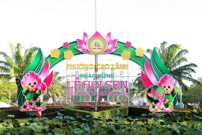 Lễ hội Sen Đồng Tháp lần thứ III diễn ra từ ngày 18-21/6