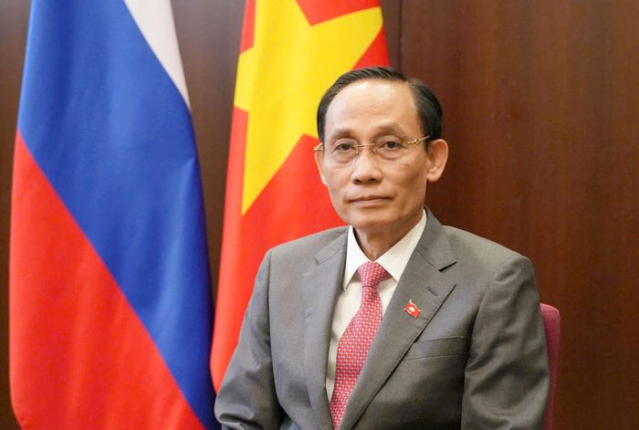 Ủy viên Bộ Chính trị, Bộ trưởng Ngoại giao Lê Hoài Trung