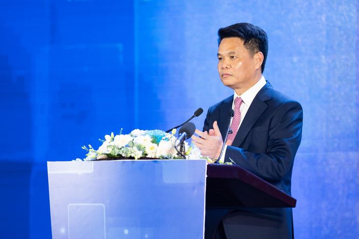 Bí thư Thành ủy, Trưởng đoàn đại biểu Quốc hội thành phố Hải Phòng Lê Ngọc Châu phát biểu chào mừng. Ảnh: Phạm Thắng
