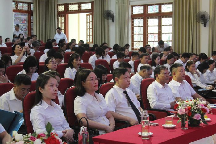 Đại biểu dự Hội nghị tập huấn nghiệp vụ Hội thẩm nhân dân 2026 do TAND tỉnh Lào Cai tổ chức.