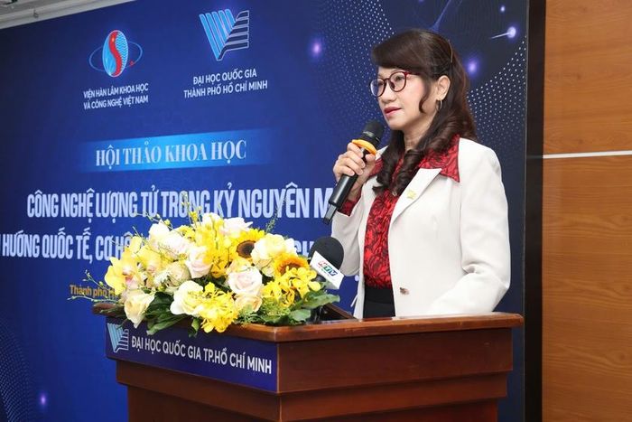GS.TS Nguyễn Thị Thanh Mai, Giám đốc Đại học Quốc gia Thành phố Hồ Chí Minh phát biểu tại hội thảo.