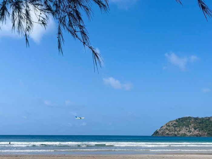 Trong danh sách 30 đảo bí ẩn nhất thế giới du khách nên ghé thăm hè này, Travel & Leisure chọn Côn Đảo, điểm du lịch nổi tiếng tại Việt Nam, ở vị trí đầu tiên.