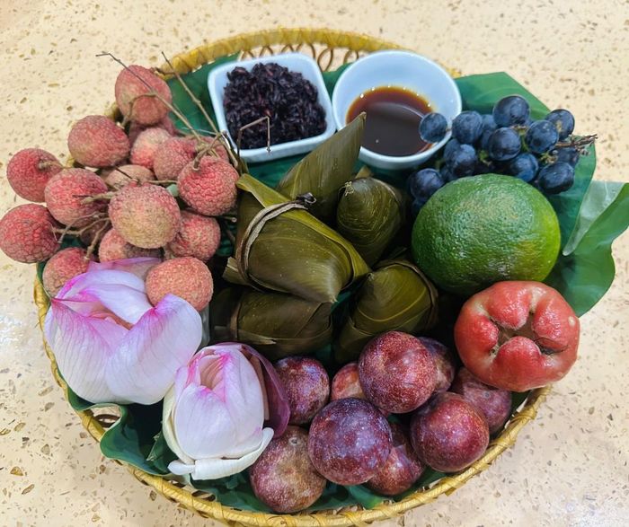Mâm cúng Tết Đoan Ngọ - truyền thống đẹp của mọi gia đình trong lễ tiết của năm