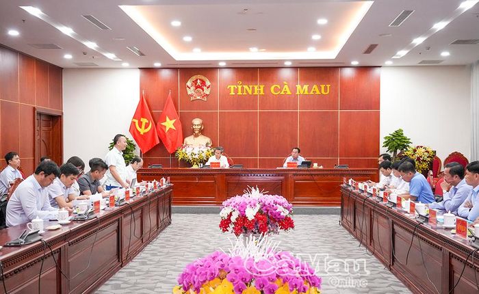 Đoàn công tác Bộ Nội vụ làm việc với UBND tỉnh Cà Mau.