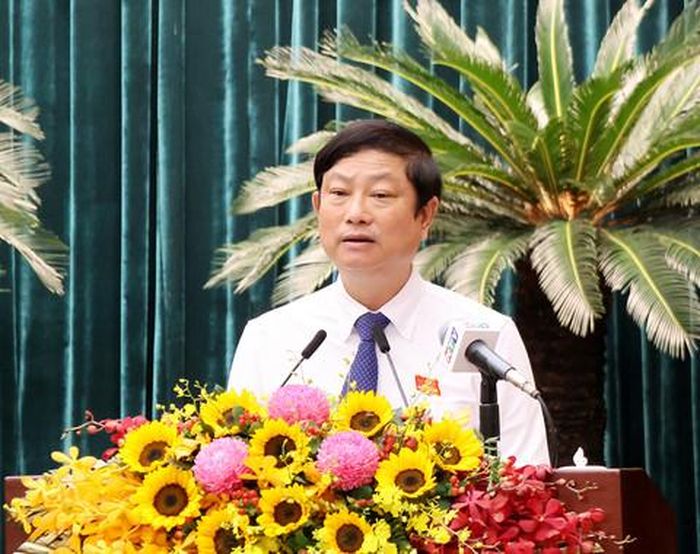 Chủ tịch HĐND TPHCM Võ Văn Minh phát biểu