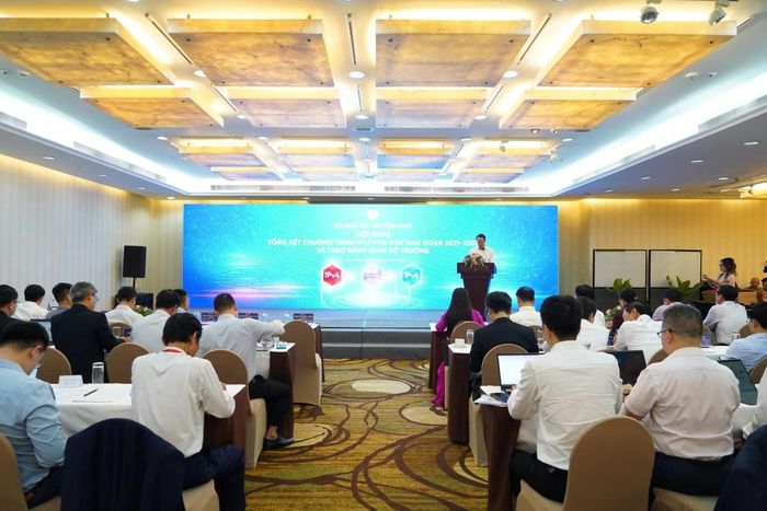 Toàn cảnh Hội nghị.