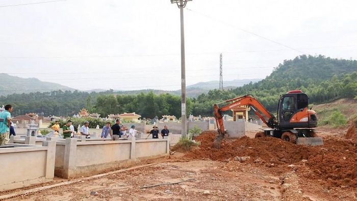 Các công trình vi phạm bị cưỡng chế.Ảnh: Mai Hương