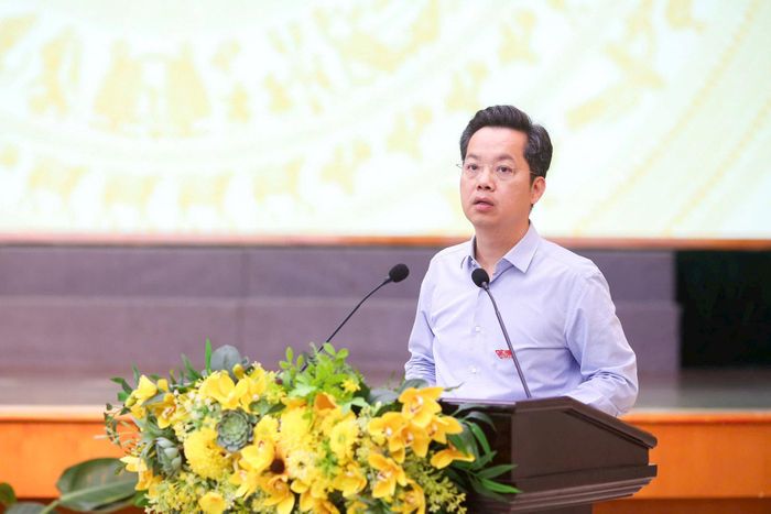 Trưởng ban Tổ chức Thành ủy Vũ Đăng Định phát biểu tại hội nghị. Ảnh: Khánh Huy