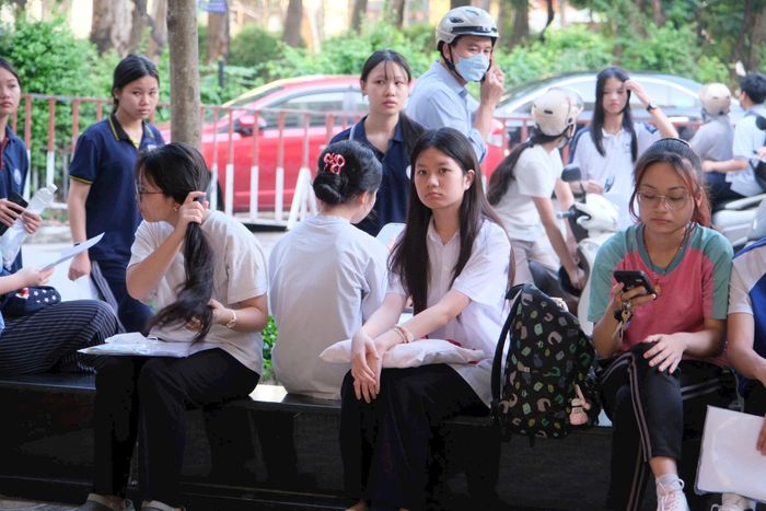 Thí sinh dự thi lớp 10 THPT chuyên Đại học Sư phạm 2026. Ảnh: NB