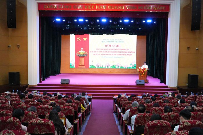 Toàn cảnh hội nghị tại phường Thanh Xuân. Ảnh: Tùng Lâm