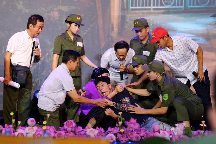 Những phương án xử lý linh hoạt, đúng quy định pháp luật và sát với thực tiễn đã cho thấy bản lĩnh cũng như kinh nghiệm của lực lượng tham gia bảo vệ an ninh, trật tự ở cơ sở.