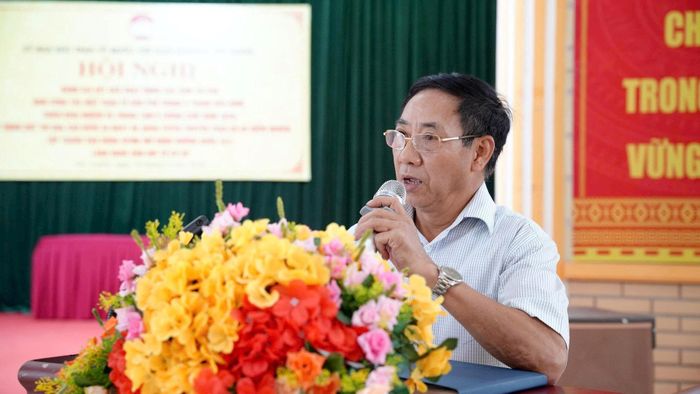 Phát biểu tham luận của tổ dân phố tại hội nghị. Ảnh: PT