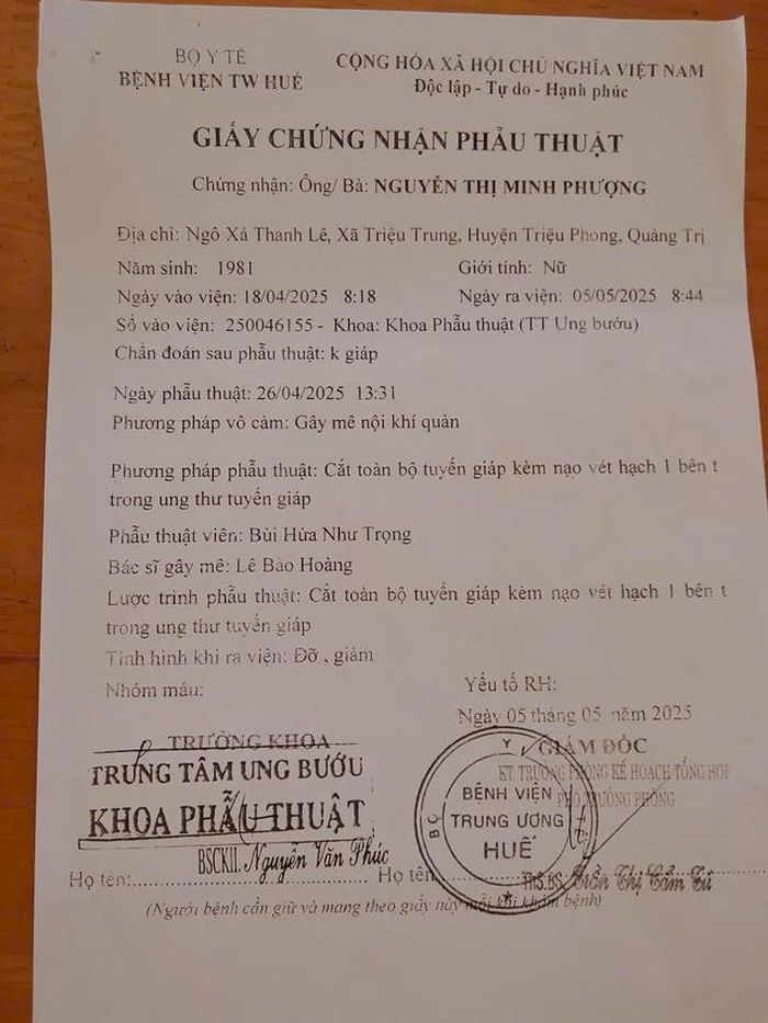 Chị Phượng cũng đang phải điều trị về bệnh ung thư tuyến giáp (ảnh giấy chứng nhận phẫu thuật).