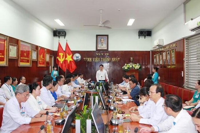 Quang cảnh buổi làm việc.