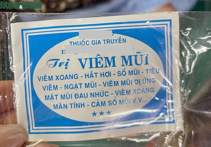 Những gói thuốc không nhãn mác, không công bố thành phần đang tiềm ẩn nhiều rủi ro đối với sức khỏe người sử dụng.