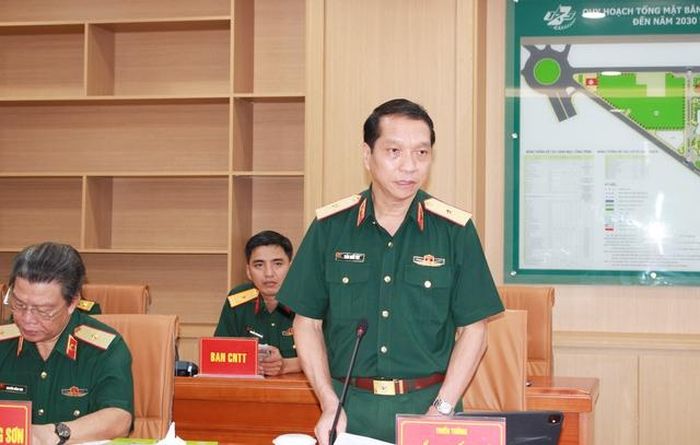 Thiếu tướng, TS.BS Trần Quốc Việt - Giám đốc Bệnh viện Quân y 175 chia sẻ kết quả hoạt động bệnh viện.
