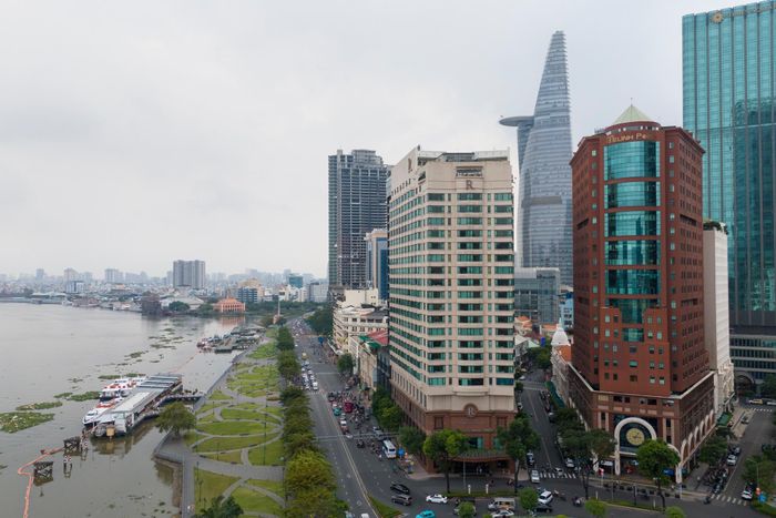  Khu vực bến Bạch Đằng - nơi TP.HCM sẽ ngầm hóa một phần đường Tôn Đức Thắng, đồng thời xây dựng bãi đậu xe ngầm và trung tâm thương mại ngầm. Ảnh: Quỳnh Danh. 