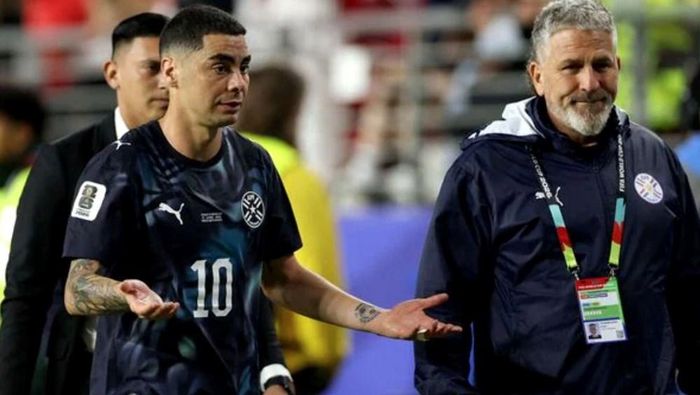 Số 10 của Paraguay là trường hợp đầu tiên bị xử phạt theo quy định mới của FIFA và IFAB được áp dụng tại World Cup 2026