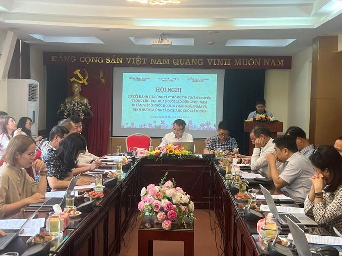 Quang cảnh hội nghị