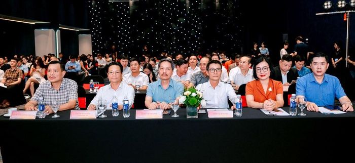 Các đại biểu dự chương trình
