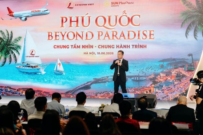 Ông Nguyễn Tiến Mạnh, Chủ tịch Hội đồng quản trị Công ty Du lịch Thương mại Lữ hành Việt khẳng định Phú Quốc đang hội tụ nhiều điều kiện thuận lợi để bứt phá trở thành trung tâm du lịch nghỉ dưỡng và sự kiện quốc tế của Việt Nam