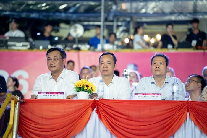 Lãnh đạo TP Đà Nẵng và đại diện Sun Group tham dự đêm thứ tư DIFF