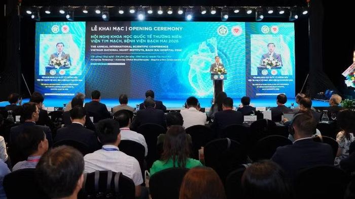 Phiên khai mạc Hội nghị Khoa học Quốc tế thường niên Viện Tim mạch Việt Nam (Bệnh viện Bạch Mai) năm 2026