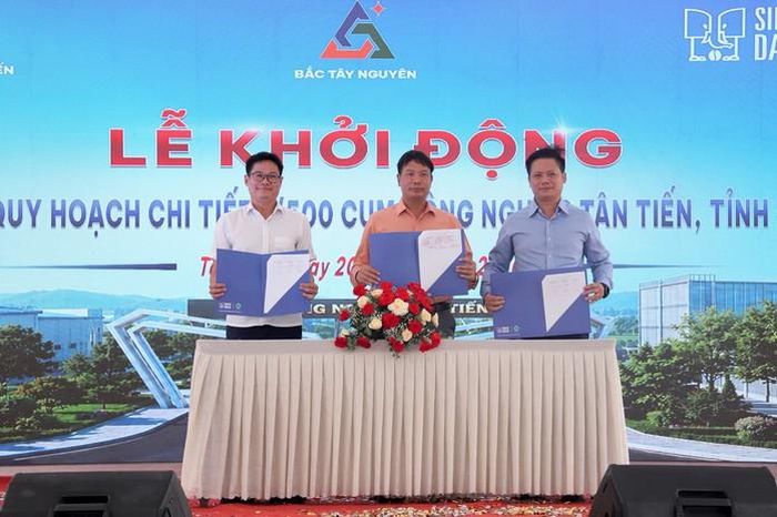 Các đơn vị ký kết biên bản ghi nhớ hợp tác chiến lược nhằm phát triển hệ sinh thái logistics, thương mại, công nghệ và dịch vụ hỗ trợ ngành trái cây xuất khẩu