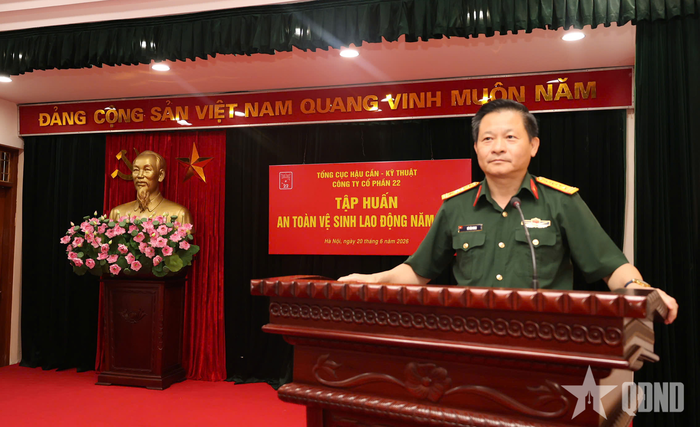 Đại tá Vũ Văn Minh, Tổng giám đốc Công ty Cổ phần 22 phát biểu khai mạc lớp tập huấn.