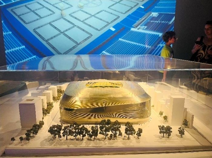 Mô hình sân vận động Real Madrid Bernabeu
