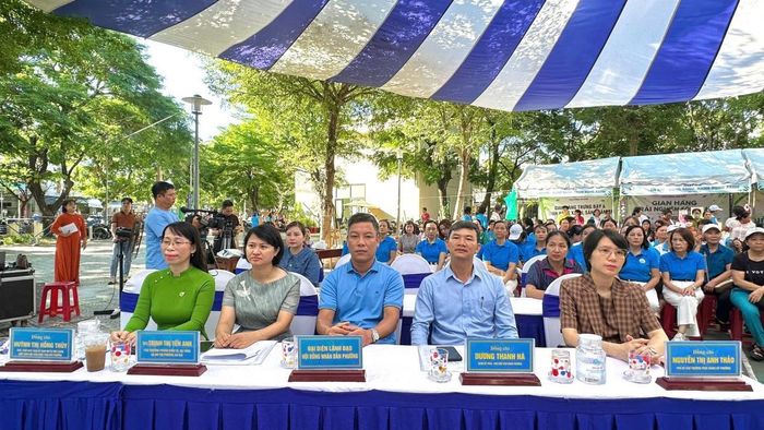 Các đại biểu tham dự ngày hội