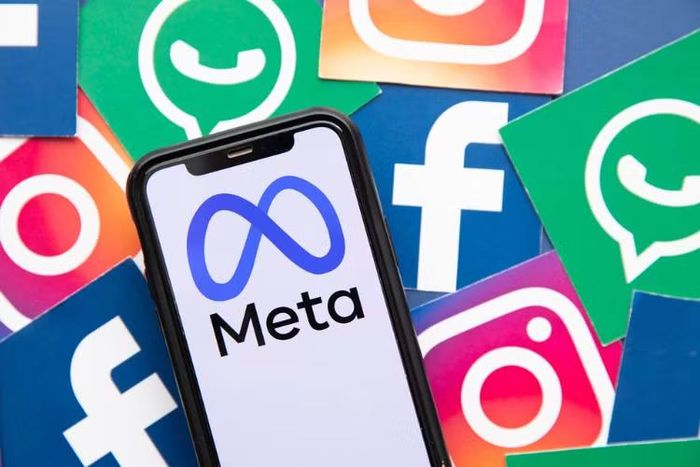 Vị tỷ phú 42 tuổi thẳng thắn thừa nhận rằng Meta đã đưa ra những quyết định chưa thực sự hoàn hảo trong quá trình triển khai các kế hoạch tái cấu trúc, đồng thời nhấn mạnh rằng công ty gần như chắc chắn sẽ còn gặp thêm những sai sót mới khi tiếp tục theo đuổi tham vọng trở thành một trong những tập đoàn AI hàng đầu thế giới.