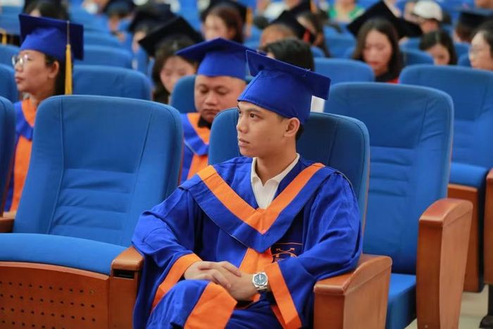Sinh viên Trường ĐH Công nghệ Giao thông vận tải.