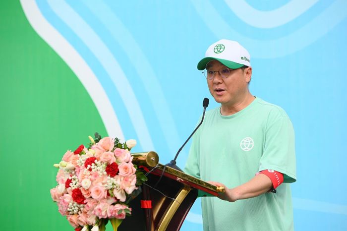 Ông Kim Beomchang, Giám đốc Khối Đổi mới nhân sự Lotte Mart Hàn Quốc cho biết, chương trình RE:EARTH là một phần trong chiến lược phát triển bền vững của tập đoàn, được triển khai tại nhiều quốc gia nhằm thúc đẩy tiêu dùng xanh...