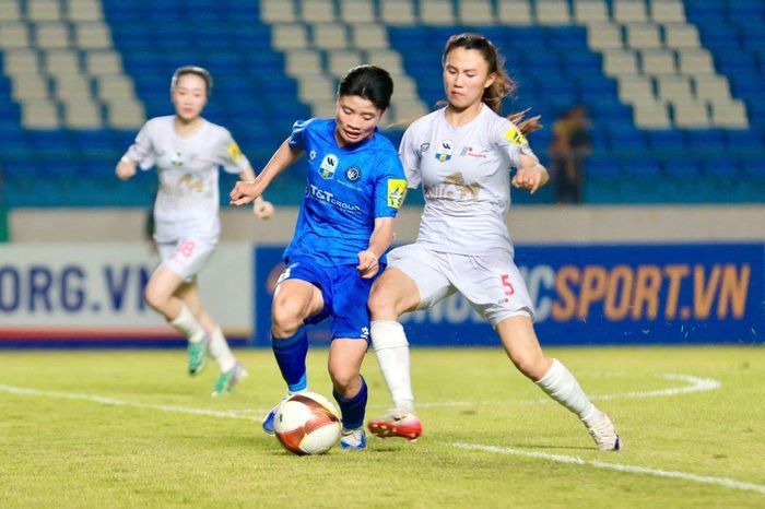 Thái Nguyên T&amp;T và Phong Phú Hà Nam hòa nhau 1-1. Ảnh: VFF