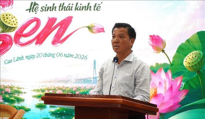 Ông Lê Chí Thiện, Phó Giám đốc Sở Nông nghiệp và Môi trường tỉnh Đồng Tháp phát biểu trong hội thảo.