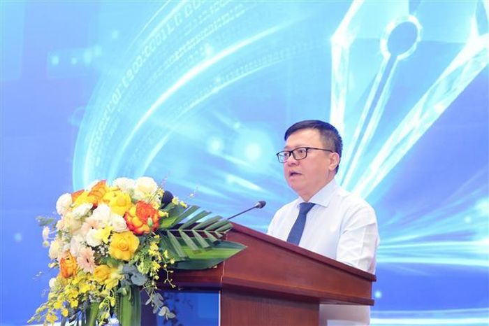 Ông Lê Quốc Minh, Ủy viên Trung ương Đảng, Tổng biên tập báo Nhân dân, Phó trưởng ban Tuyên giáo và Dân vận Trung ương, Chủ tịch Hội Nhà báo Việt Nam phát biểu tại phiên bế mạc. Ảnh: Mạnh Tú/TTXVN