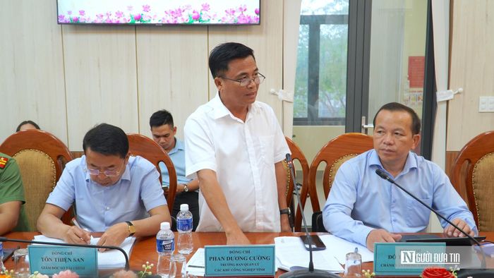 Ông Phan Dương Cường - Trưởng Ban Quản lý các KCN tỉnh Lâm Đồng - phát biểu trong một cuộc họp.