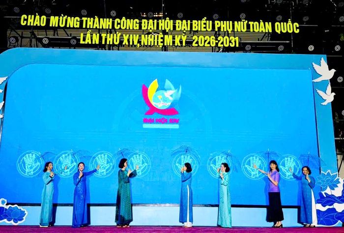 Nghi thức hưởng ứng thực hiện Nghị quyết Đại hội đại biểu Phụ nữ toàn quốc lần thứ XIV