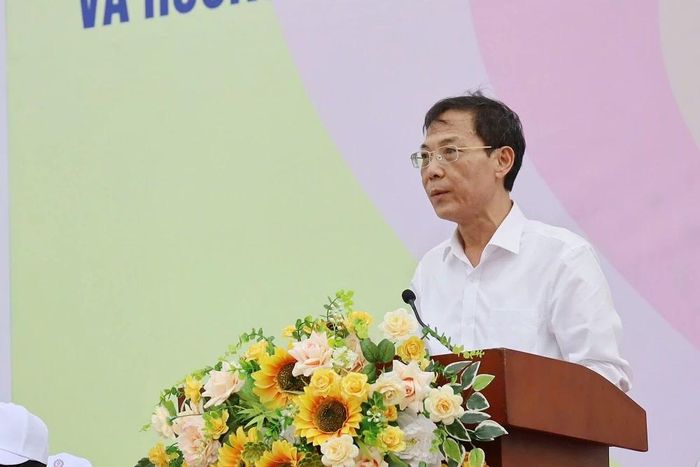 Phó Chủ tịch UBND tỉnh Đầu Thanh Tùng phát biểu tại chương trình.