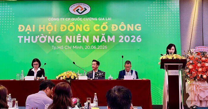 Sáng ngày 20/6, CTCP Quốc Cường Gia Lai tiến hành họp ĐHĐCĐ thường niên 2026. Cuộc họp có sự tham dự của 58 cổ đông (bao gồm tham dự trực tiếp và ủy quyền), đại diện 65,77% tổng số cổ phần có quyền biểu quyết. (Ảnh: Nguyên Ngọc).
