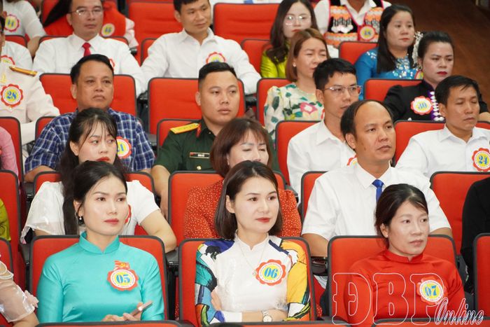 Các thí sinh tham gia hội thi.