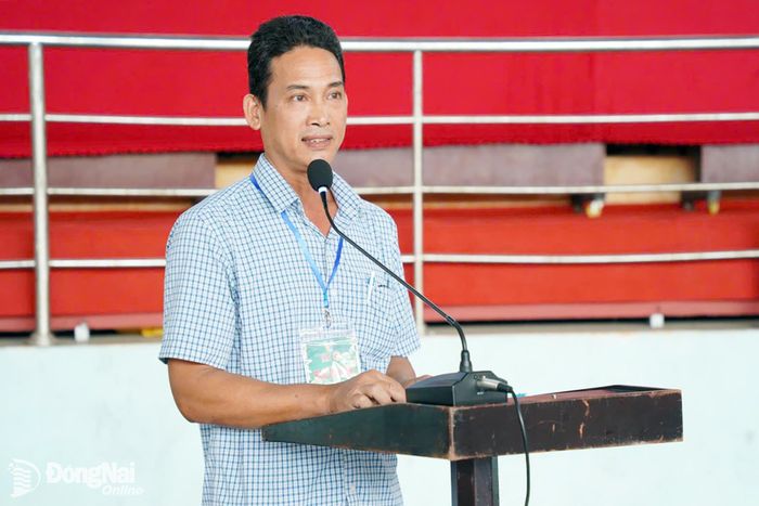 Phó Giám đốc Trung tâm Văn hóa - Thể thao phường Trảng Bom Võ Tấn Lộc phát biểu tại lễ khai mạc Cụm thi đấu số 2. Ảnh: Lê Duy