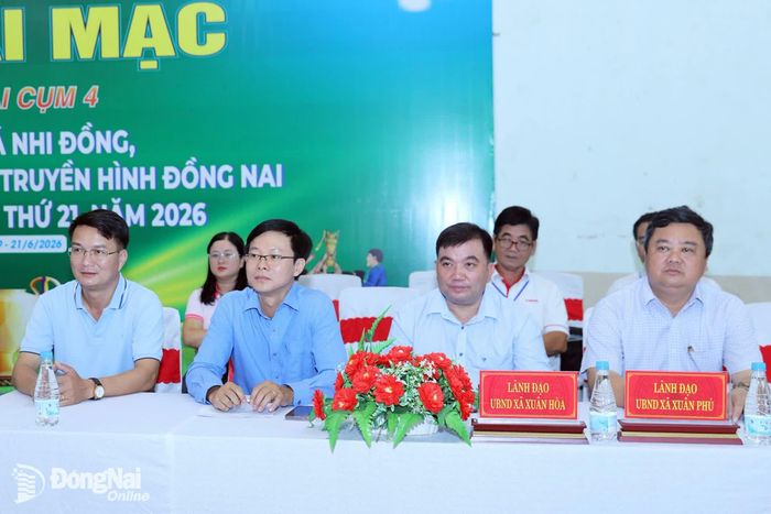 Các đại biểu tham dự lễ khai mạc. Ảnh: Huy Anh