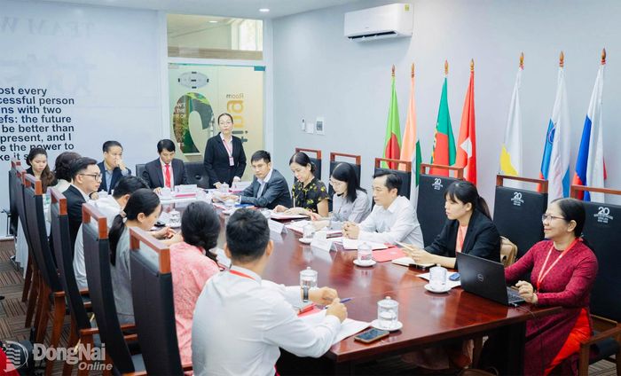 Các doanh nghiệp tham gia phiên thảo luận tổ chuyên sâu các lĩnh vực đào tạo. Ảnh: Công Nghĩa