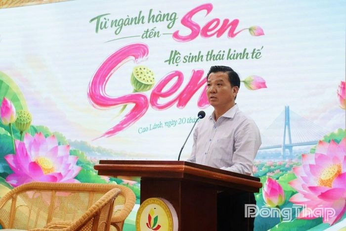 Đồng chí Lê Chí Thiện, Phó Giám đốc Sở Nông nghiệp và Môi trường phát biểu tại Hội thảo Sen với chủ đề “Đất Sen hồng kết nối vươn xa” trong khuôn khổ Lễ hội Sen Đồng Tháp lần III năm 2026.