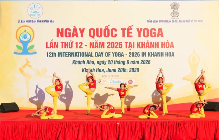 Tiết mục biểu diễn của các em nhỏ tại ngày hội.