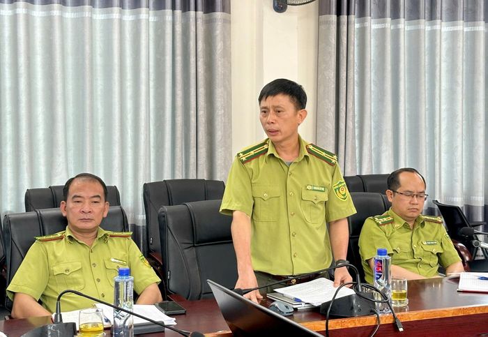 Đại biểu phát biểu ý kiến tại hội nghị.