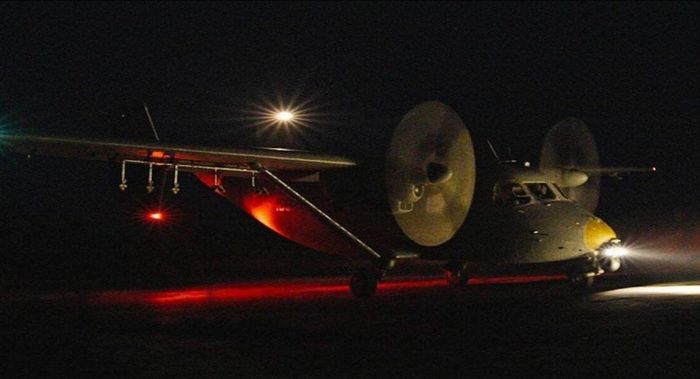 Máy bay An-28 đóng vai trò bệ mang cho các drone đánh chặn, trong đó có P1-SUN. Ảnh: @AIRTEAM_UA
