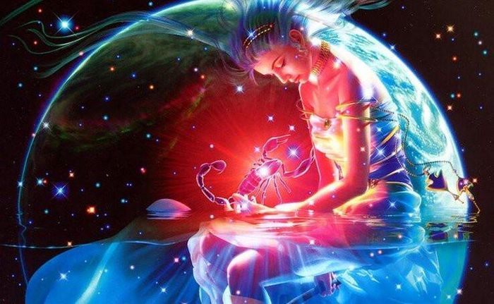 Vẻ bí ẩn và ánh mắt sắc sảo giúp Bọ Cạp luôn có sức lôi cuốn đặc biệt.